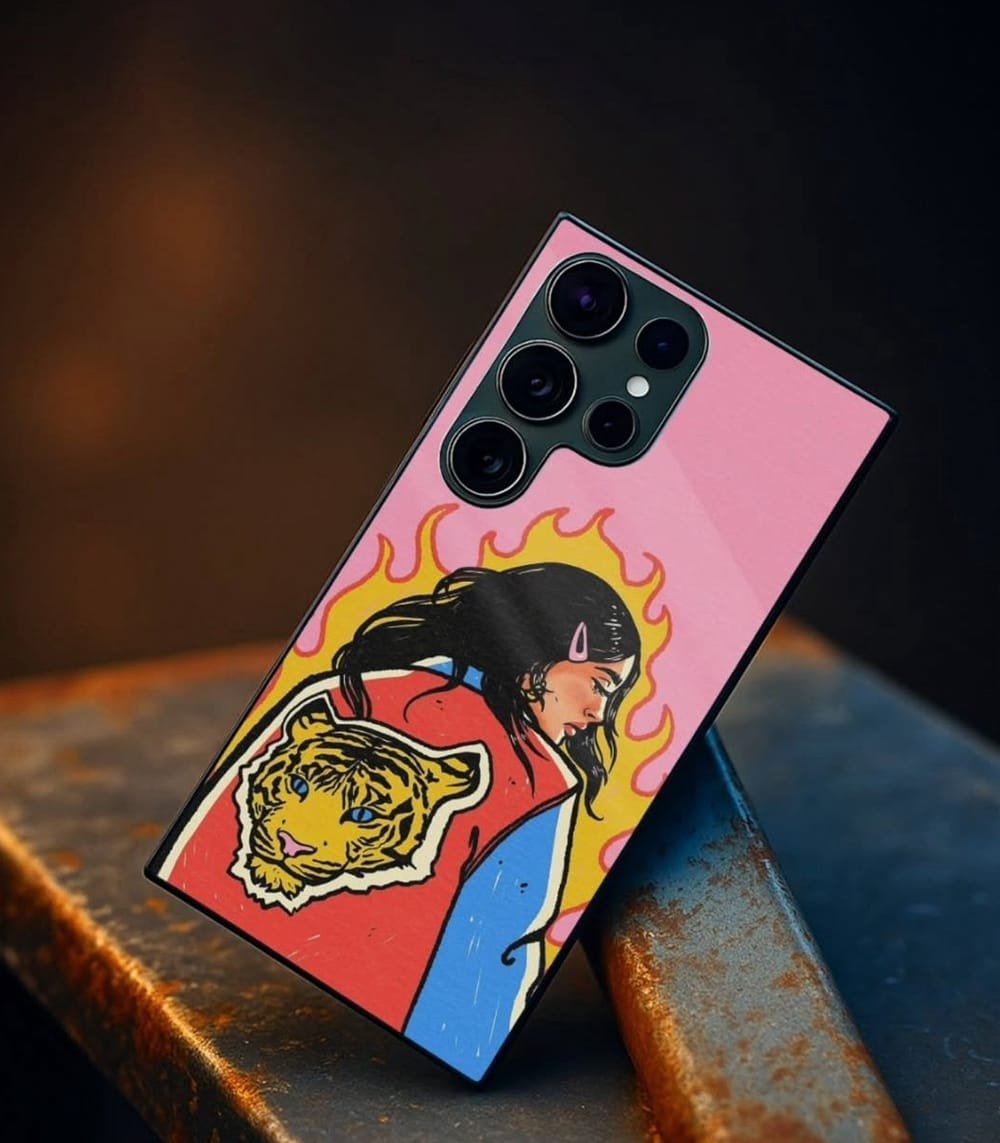 royal lady in pink premium glossy phonecase