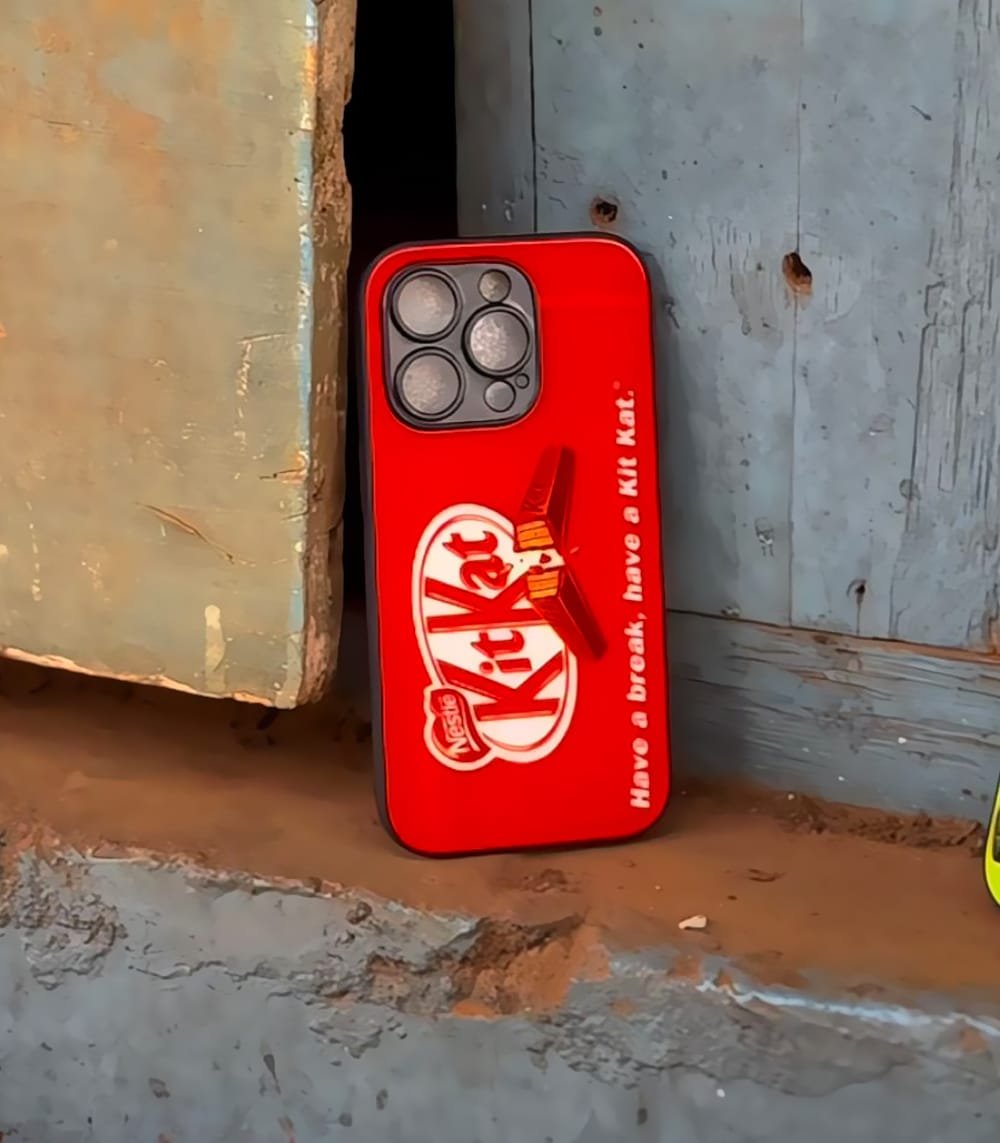 kitkat red chocolate premium glossy phonecase